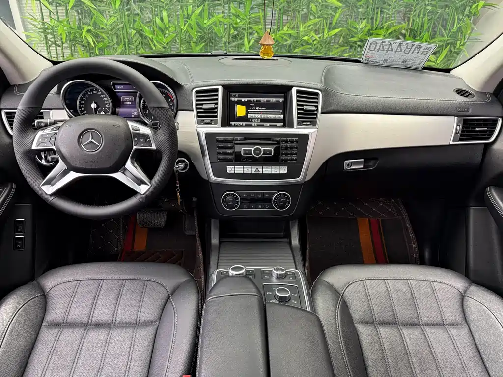 Mercedes-Benz GL-Class — миниатюра 8