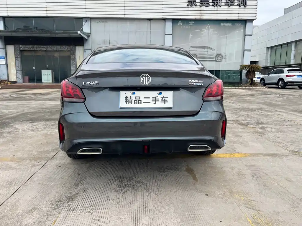 MG MG5 — миниатюра 4