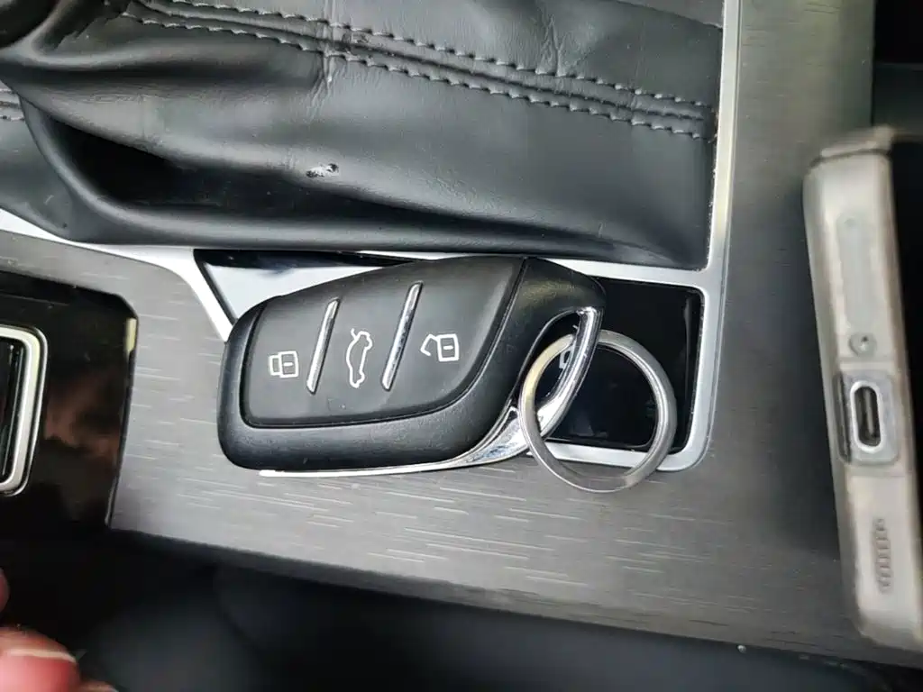 Roewe i5 — миниатюра 9