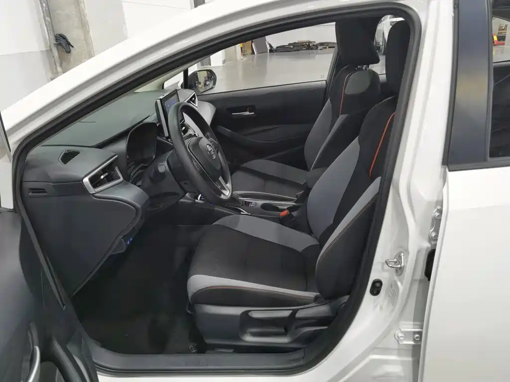 Toyota Corolla — миниатюра 10