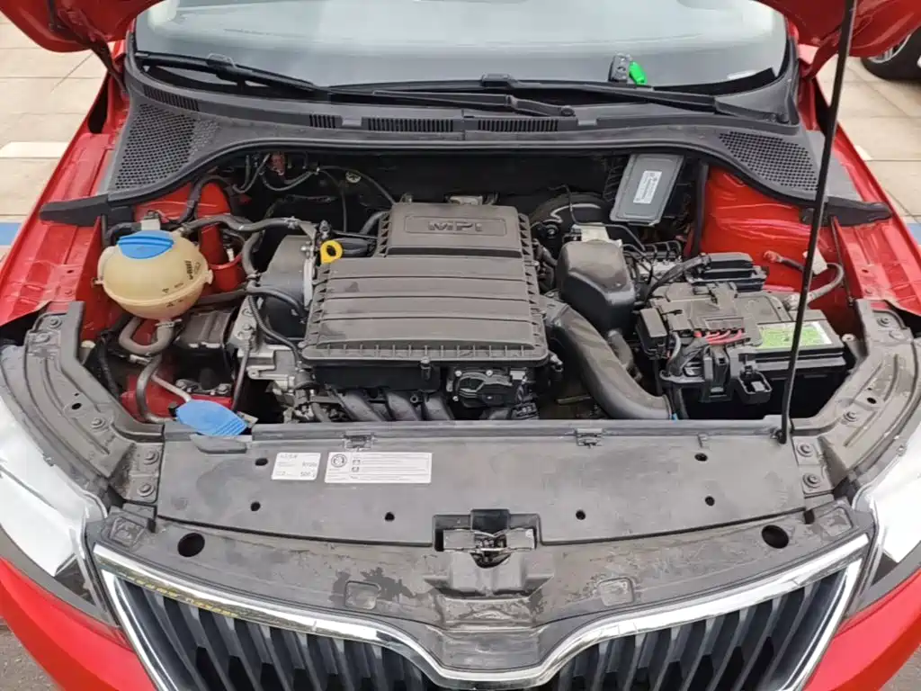 Skoda Rapid Spaceback — миниатюра 20