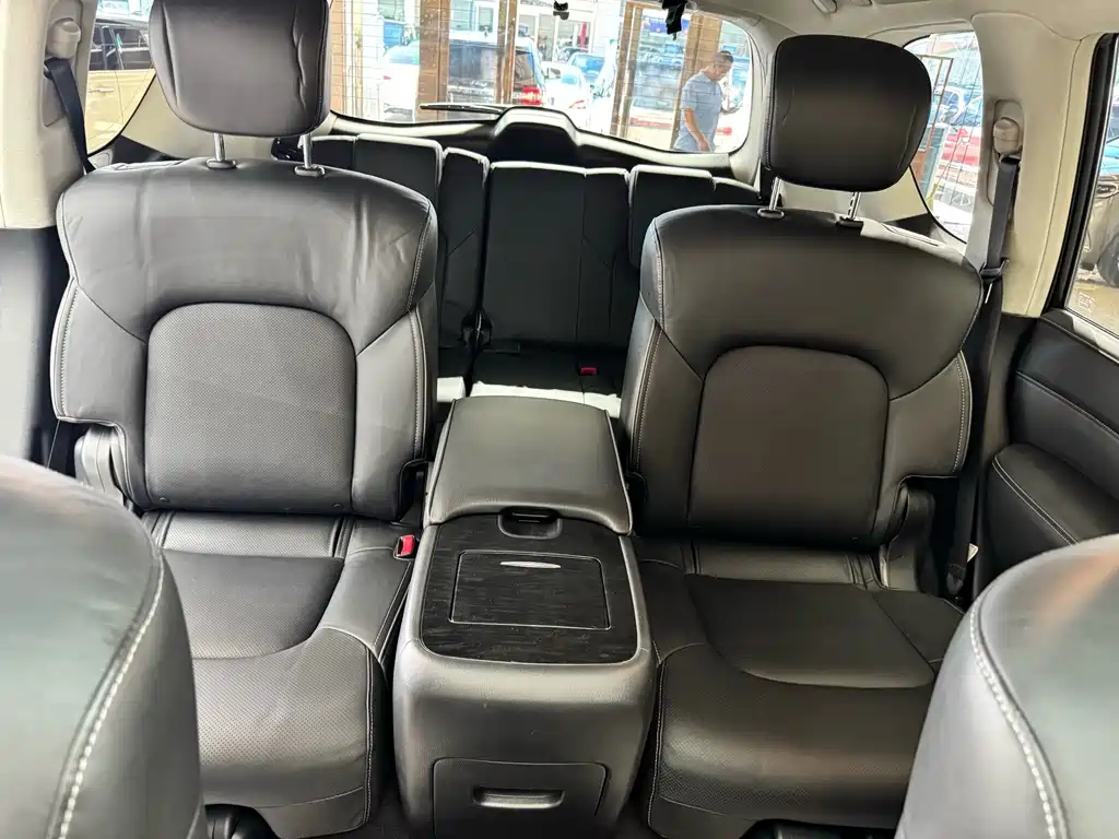 Infiniti QX80 — миниатюра 24