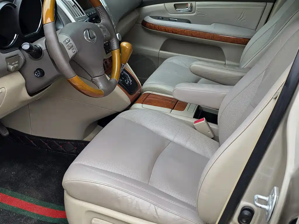 Lexus RX Classic — миниатюра 8