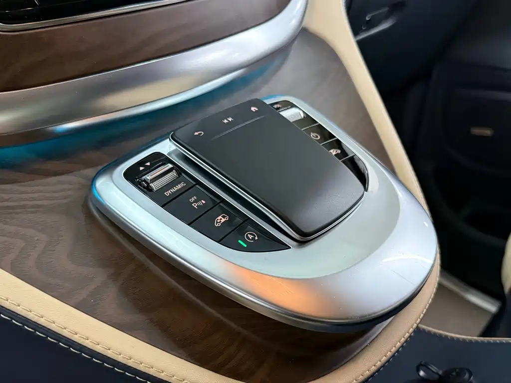 CARD RISE CARD UPGRADE V CLASS