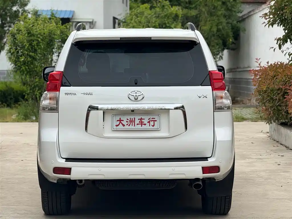 Toyota Land Cruiser Prado 2010 4.0L AT VX NAVI