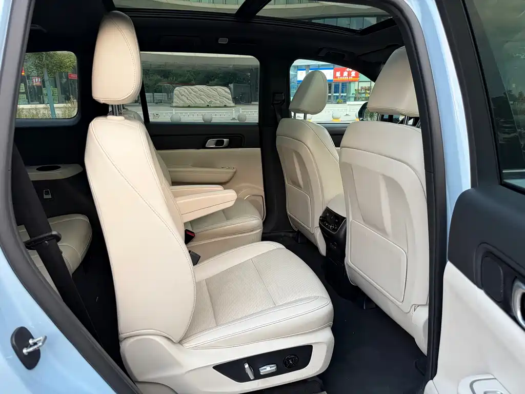 Li Auto Li ONE — миниатюра 18
