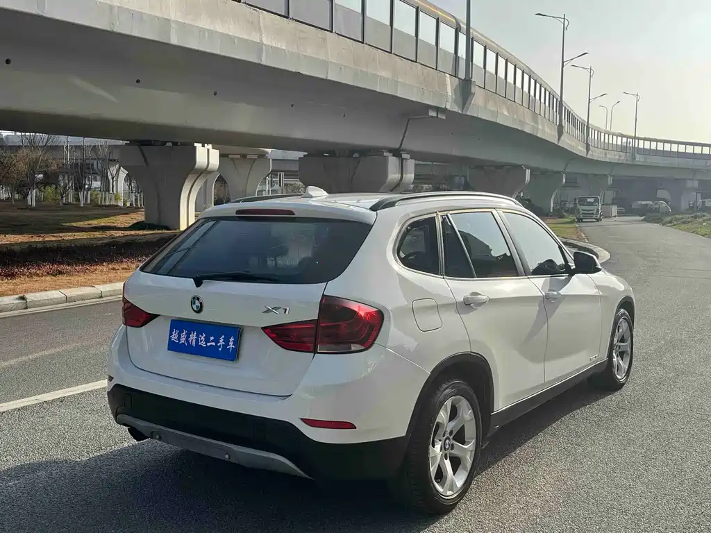 BMW X1 (Import) sDrive18i Luxury Type, фото 7