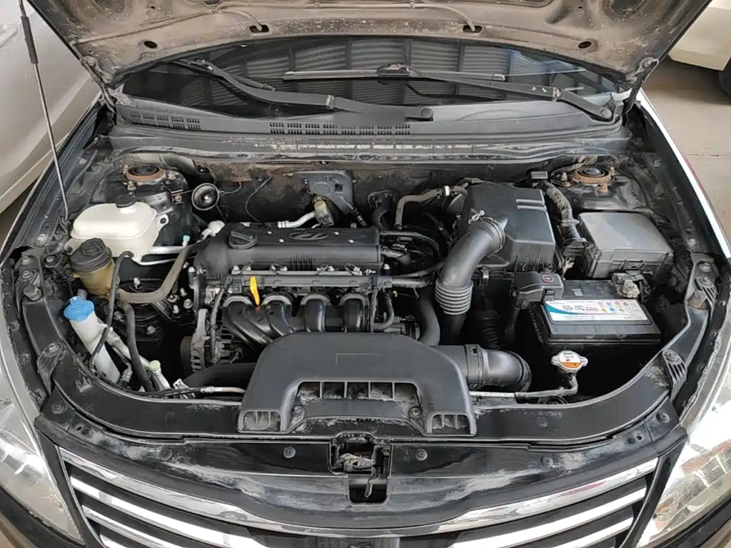 Hyundai Elantra — миниатюра 20