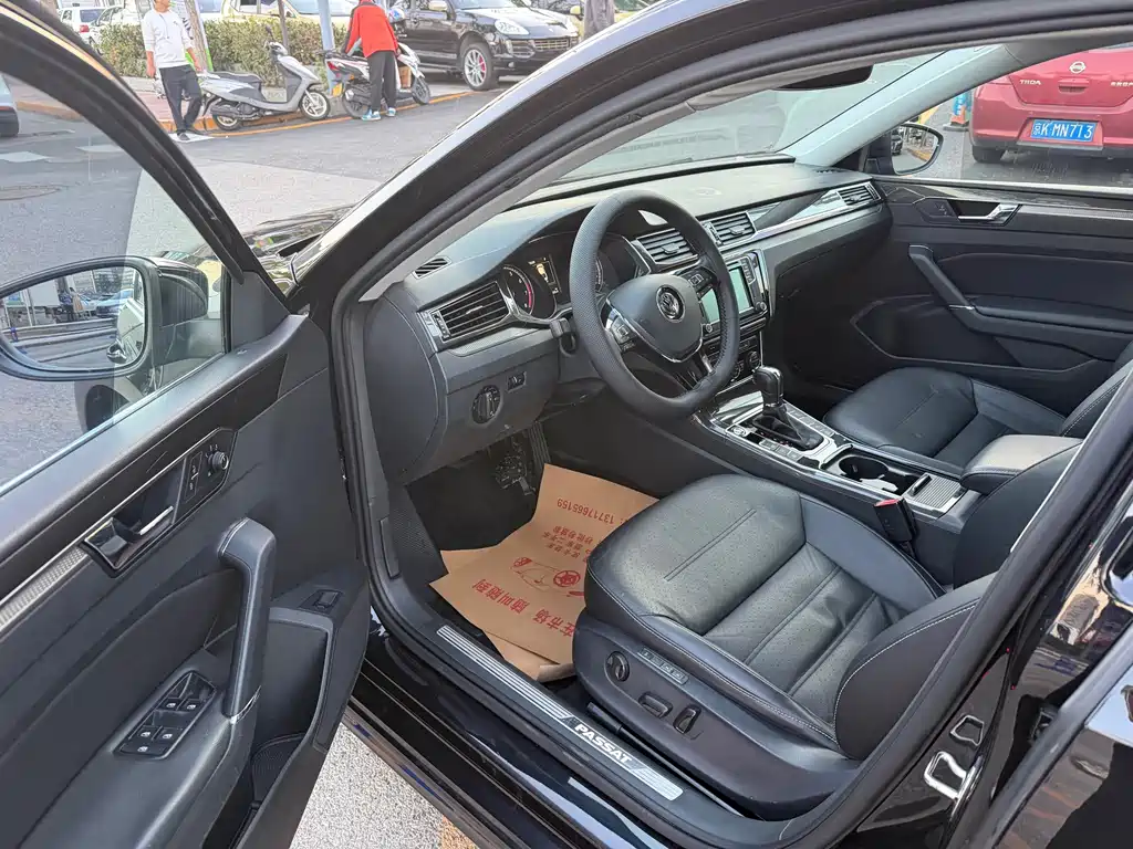 Volkswagen Passat — миниатюра 10
