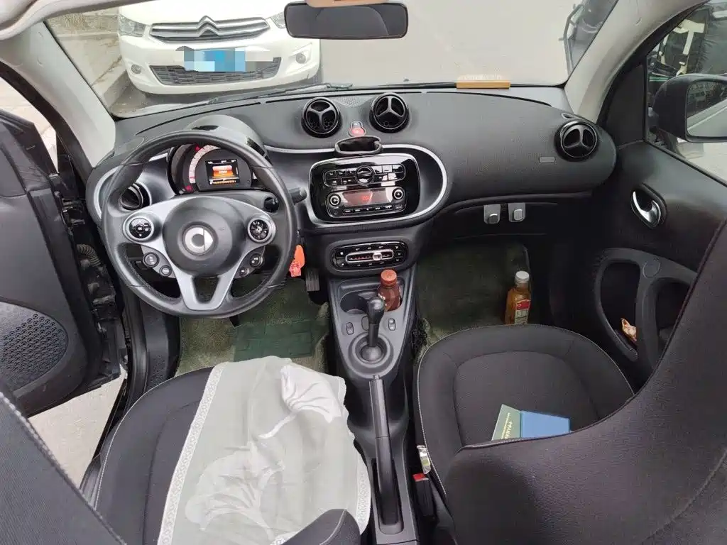 smart Smart Fortwo — миниатюра 13