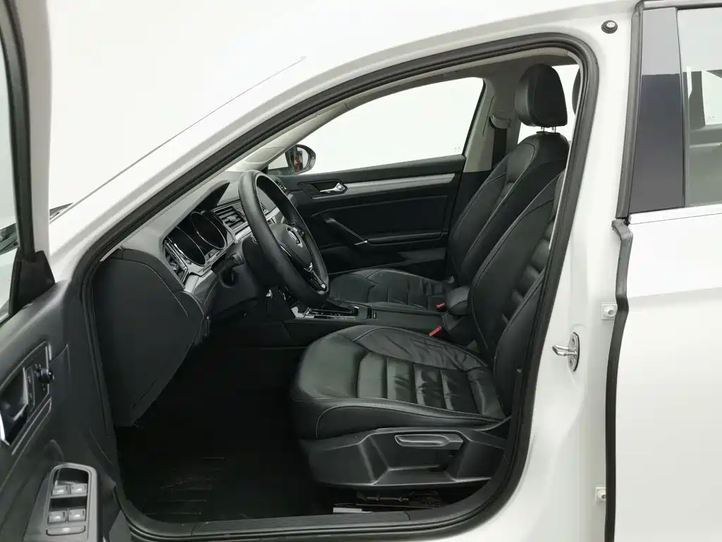 Volkswagen Lamando — миниатюра 10