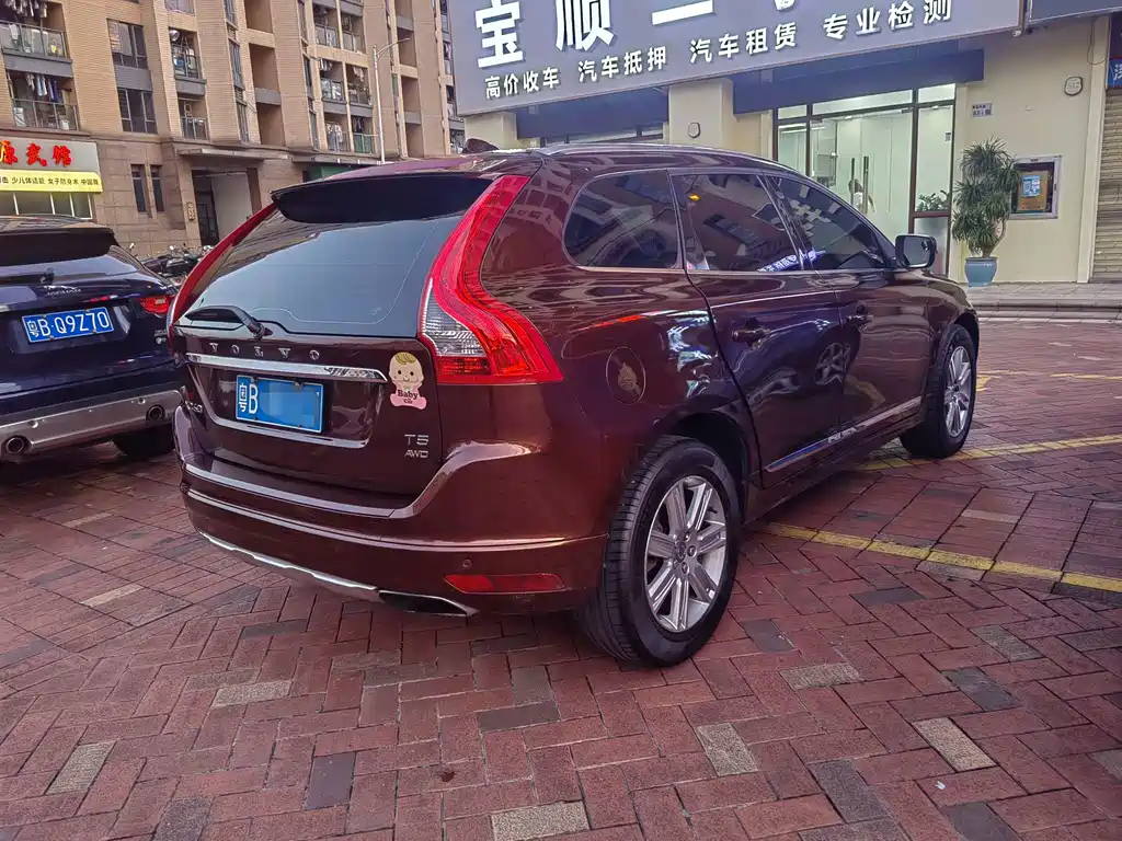 Volvo XC60 — миниатюра 4