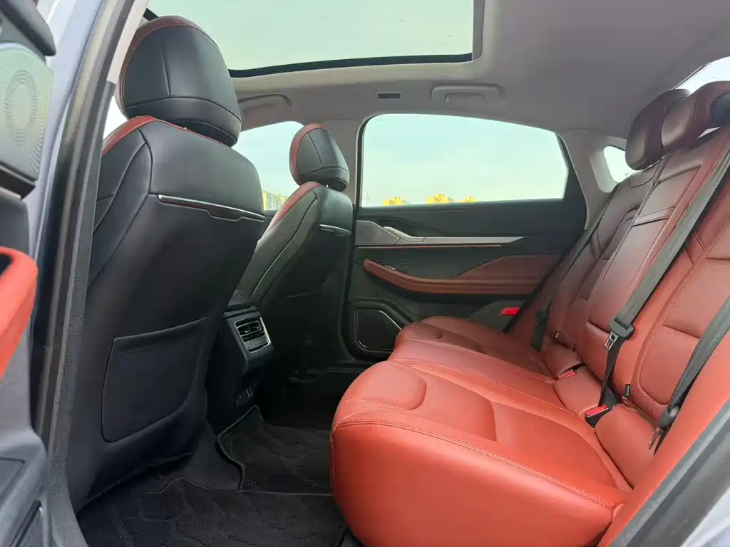 Lincoln Z — миниатюра 6