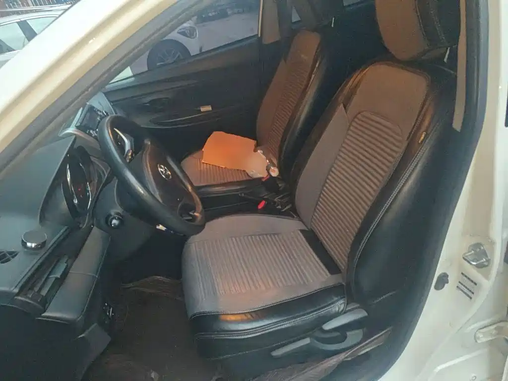 Toyota Vios FS — миниатюра 11