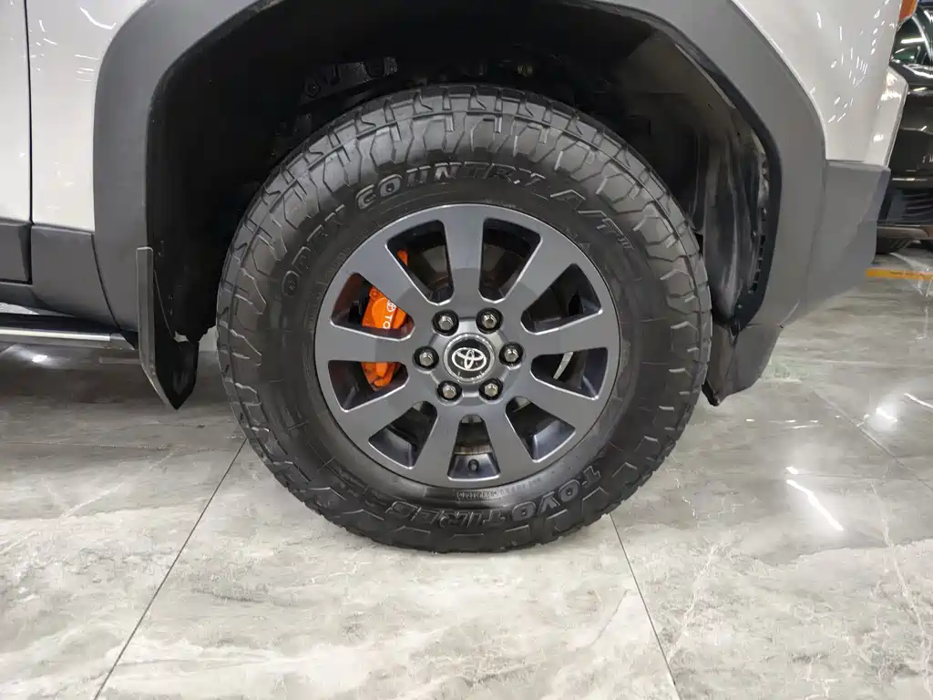 Toyota Prado — миниатюра 16