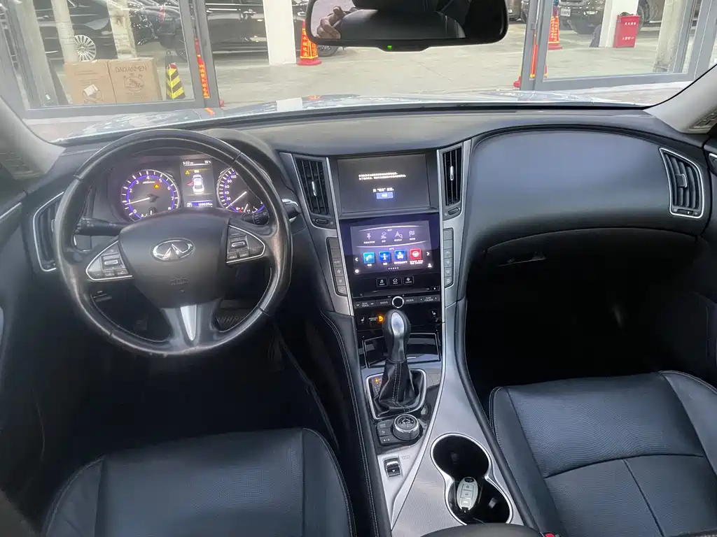 Infiniti Q50 — миниатюра 10