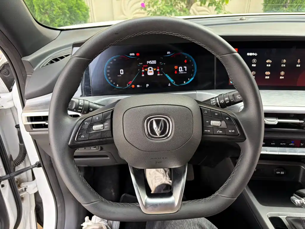 Changan CS35PLUS — миниатюра 12