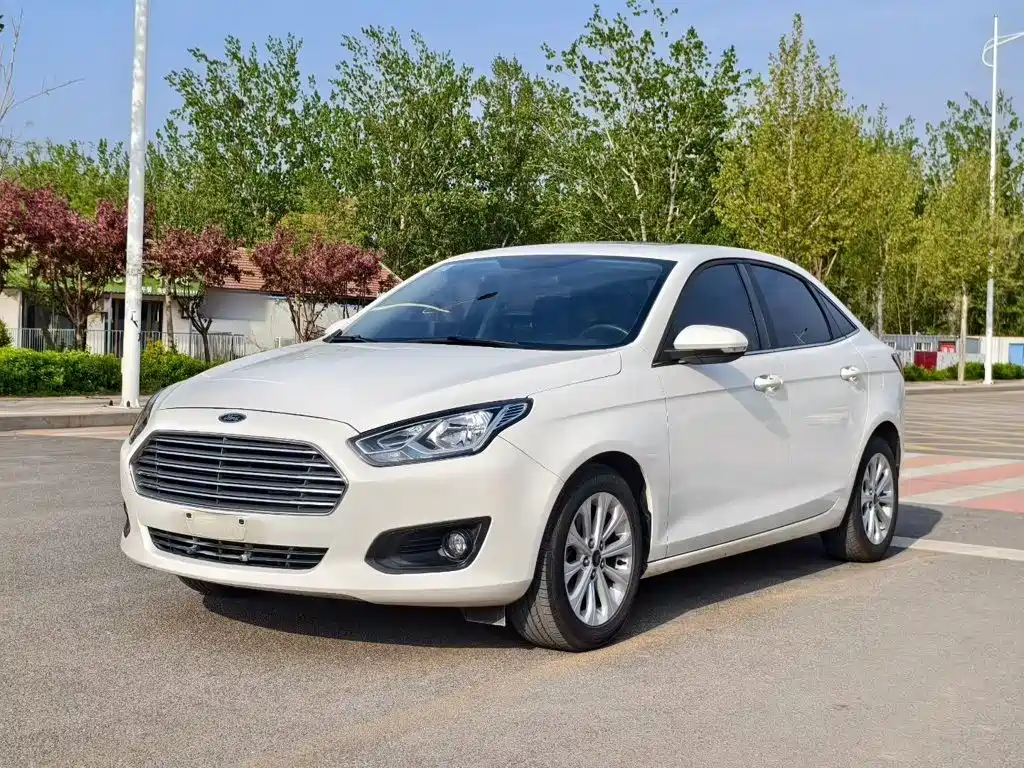 Ford Escort — миниатюра 2