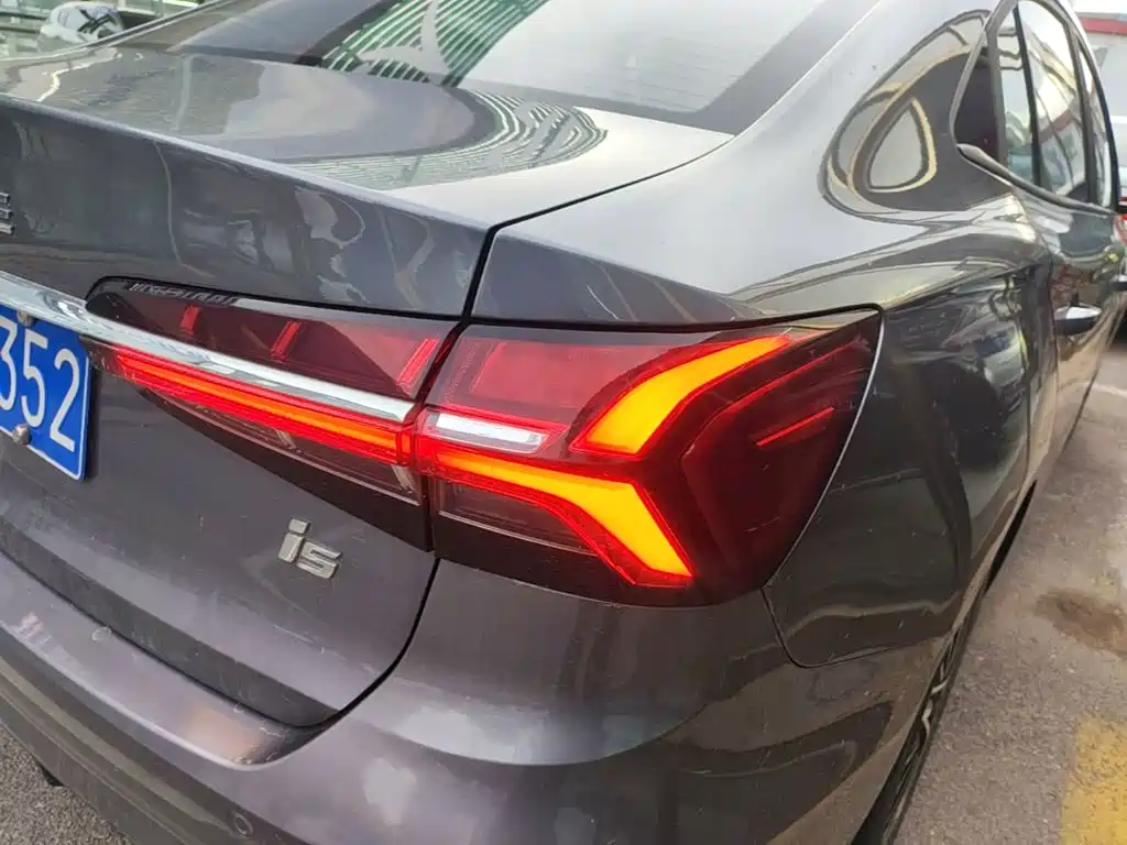 Roewe i5 — миниатюра 8