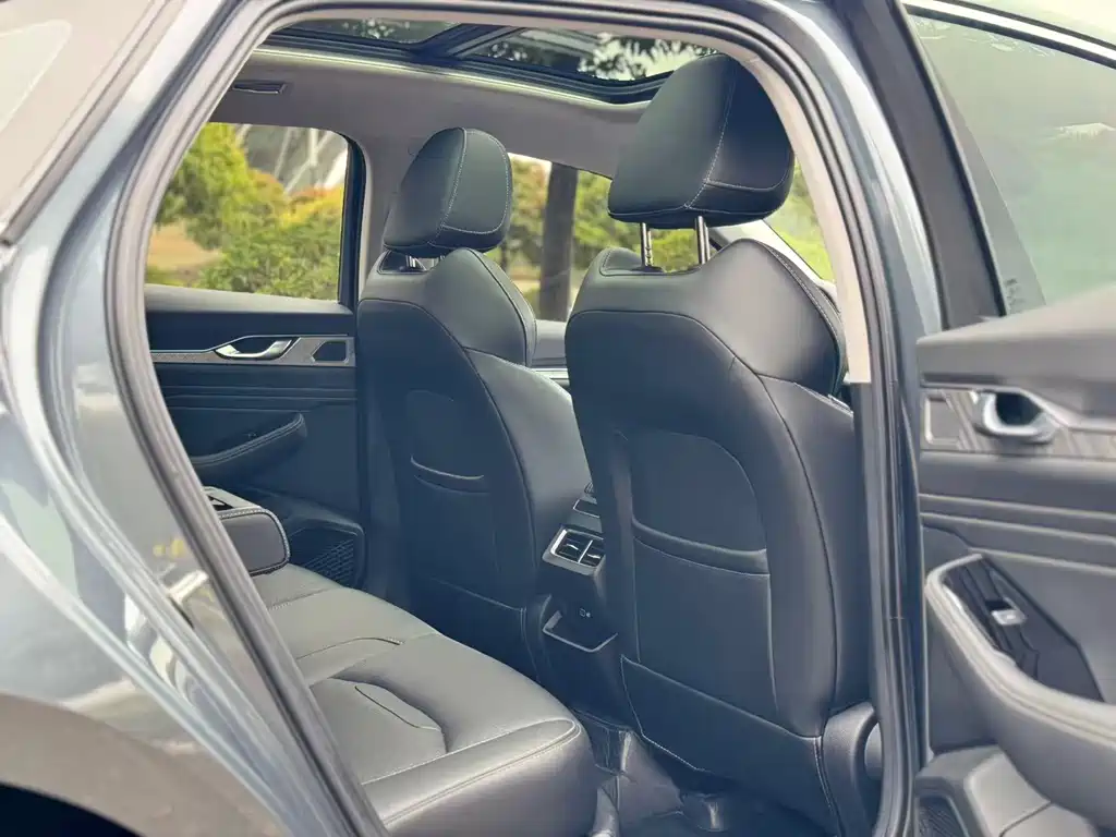 GEELY AUTOMOBILE XINGRUI