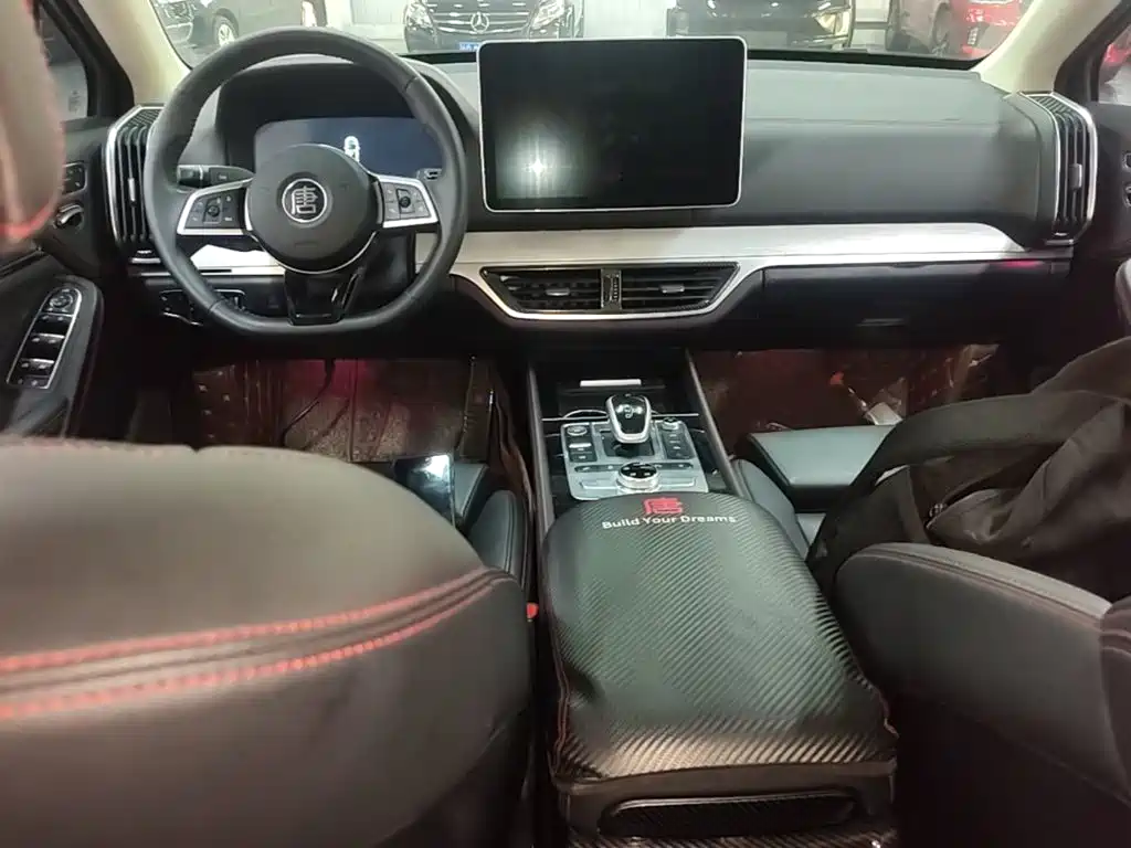 BYD Tang New Energy — миниатюра 10