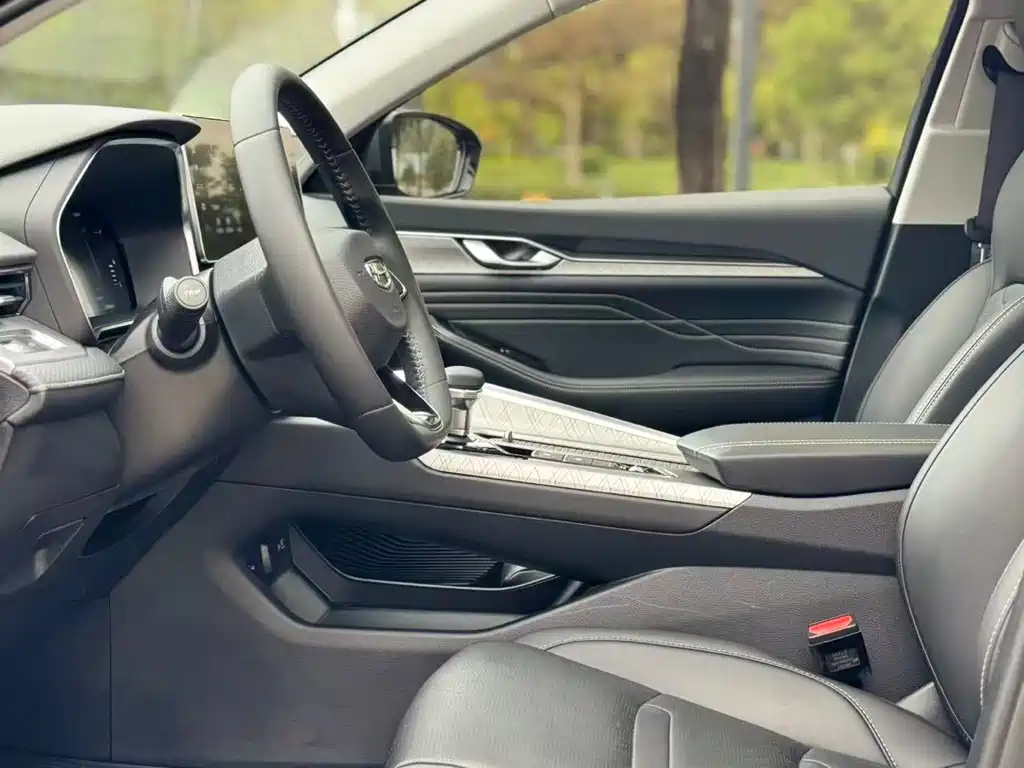 GEELY AUTOMOBILE XINGRUI