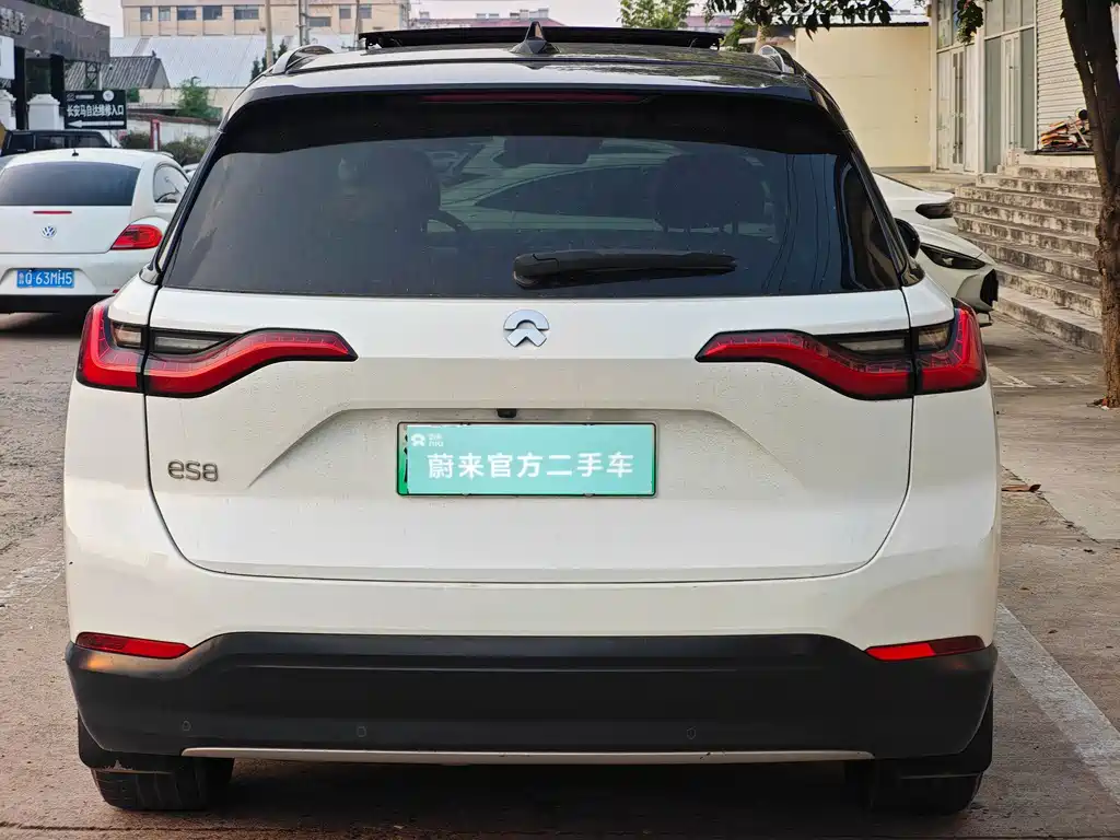 NIO ES8 — миниатюра 10