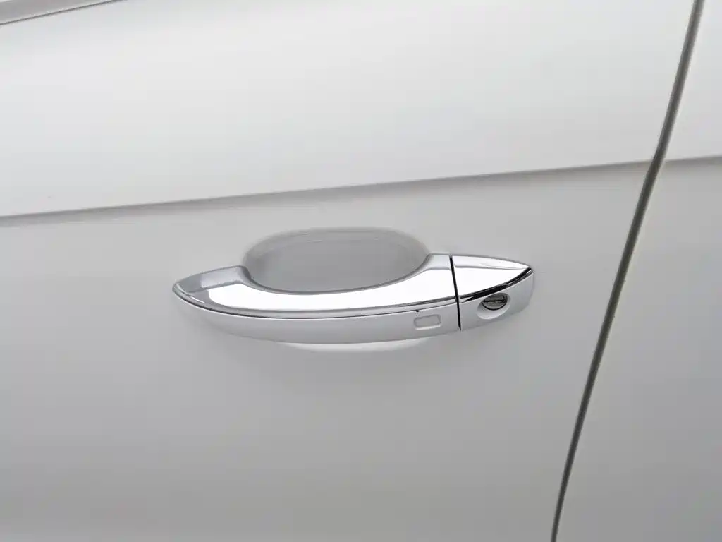 Audi A4L — миниатюра 18