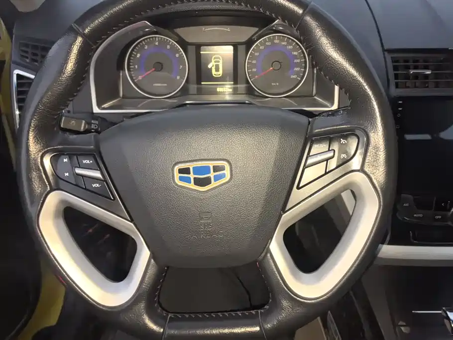 Geely Emgrand — миниатюра 15