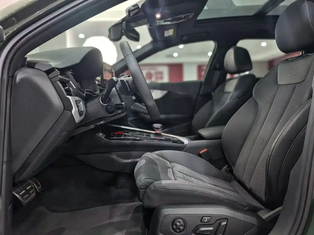 Audi A4 (Import) — миниатюра 11