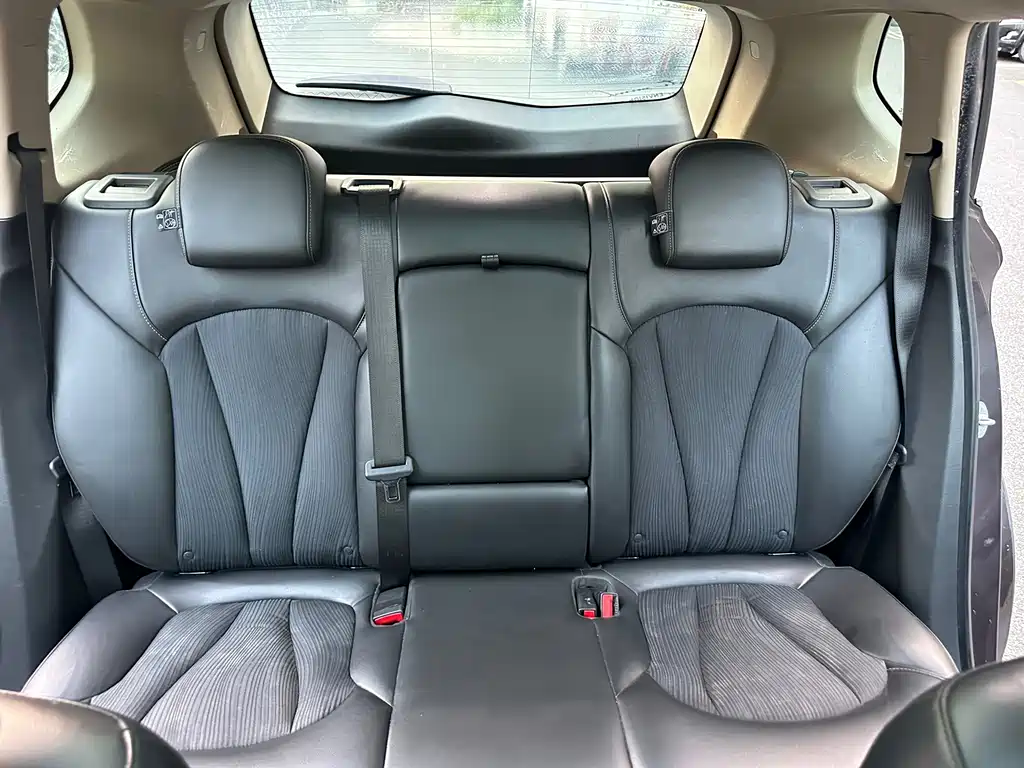 Buick Envision Plus — миниатюра 18