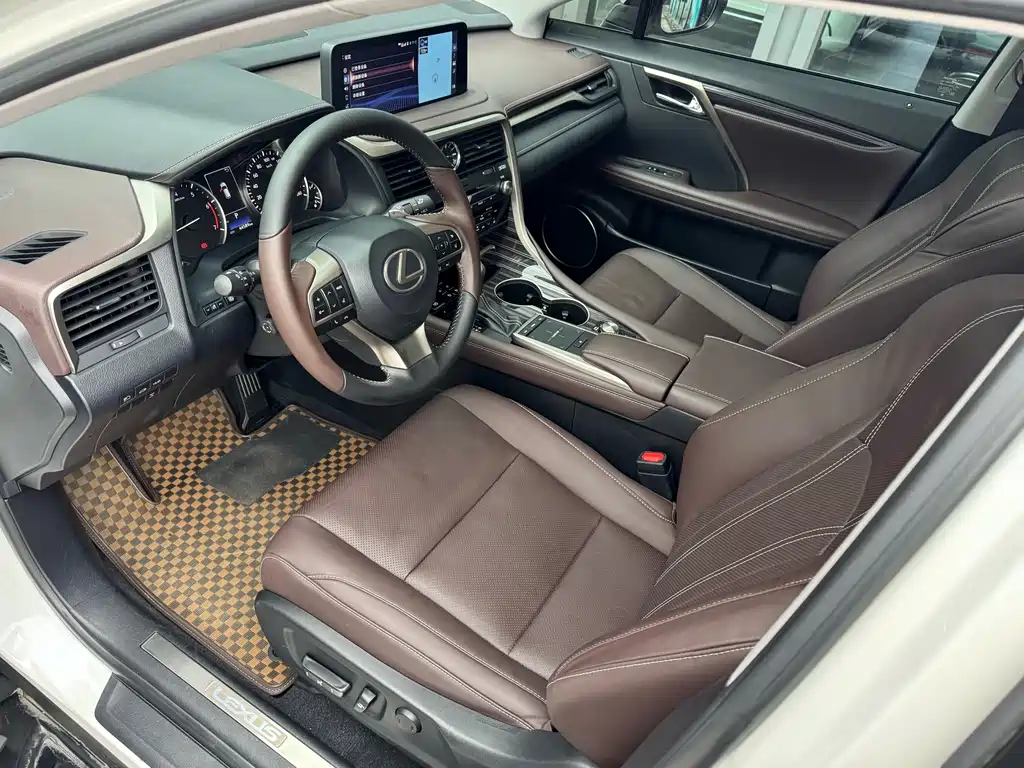 Lexus RX — миниатюра 10