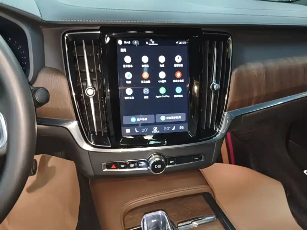 Volvo S90 — миниатюра 13