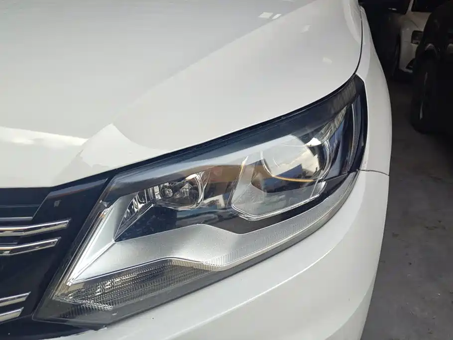 Volkswagen Tiguan — миниатюра 5