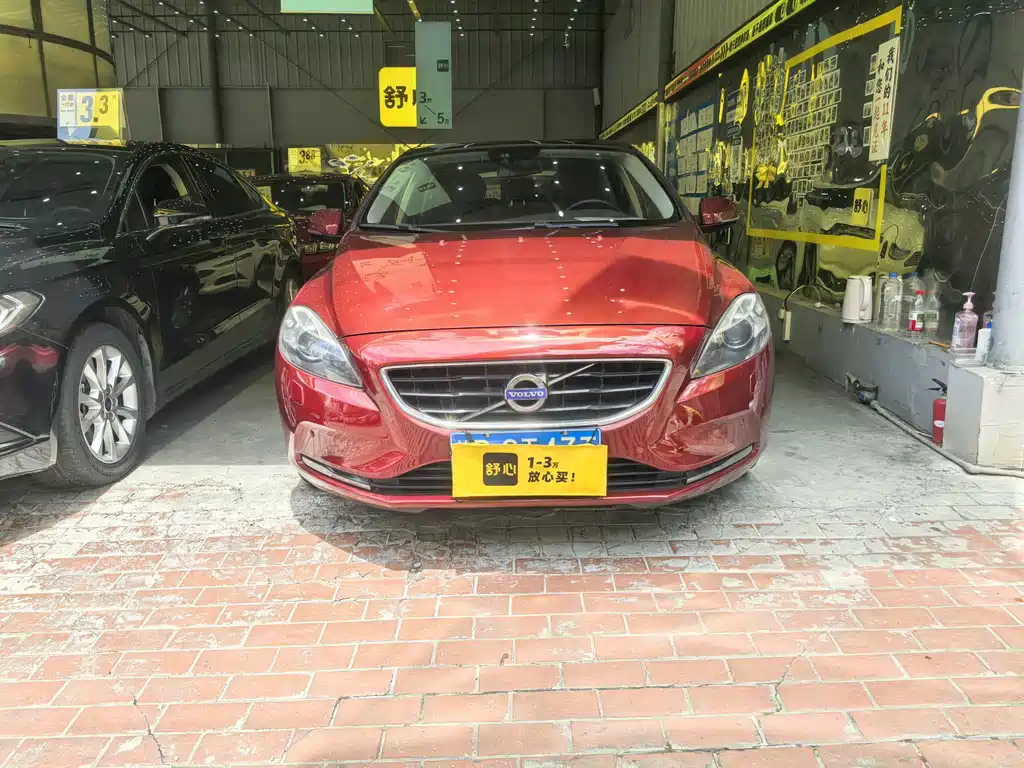 Volvo V40 — миниатюра 2