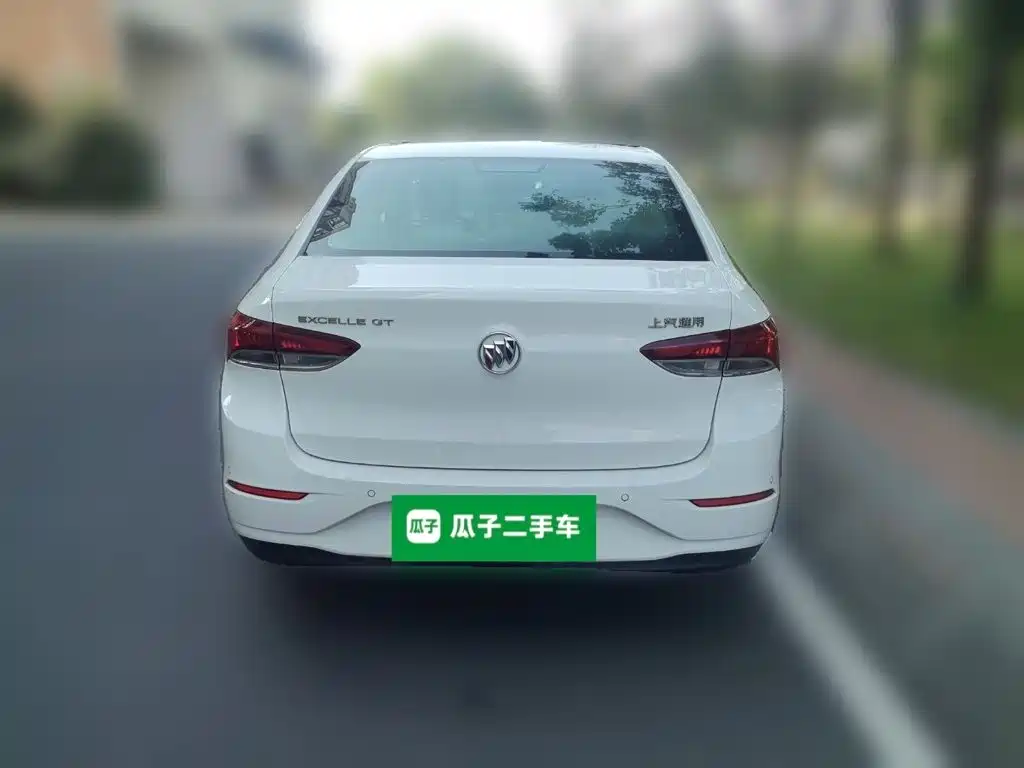 Buick Excelle — миниатюра 3