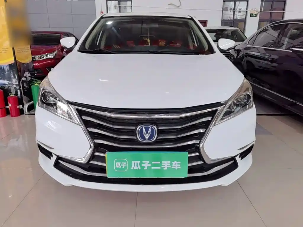 Changan Eado DT — миниатюра 3