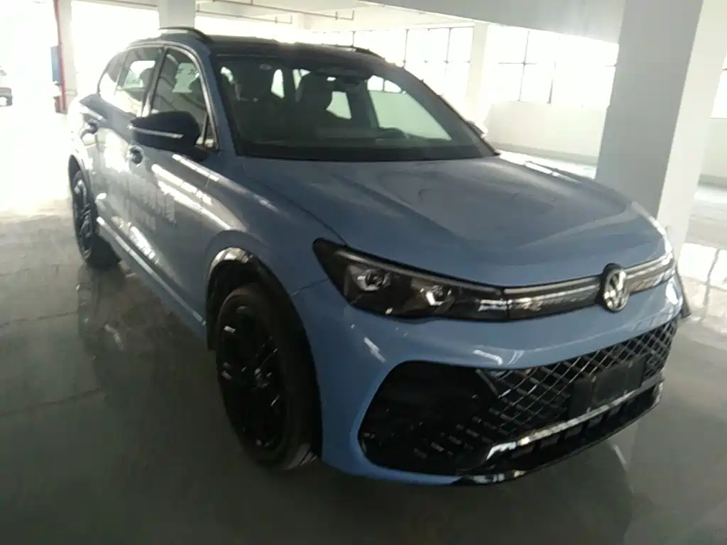 Volkswagen Tiguan L — миниатюра 4