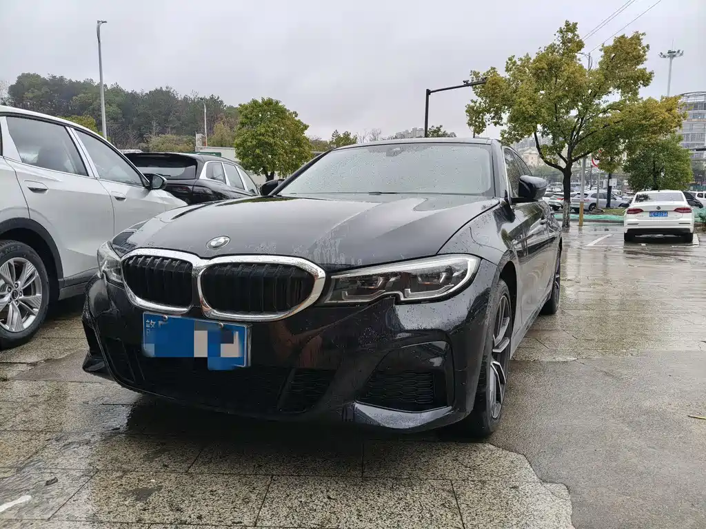 BMW 3 Series 2021