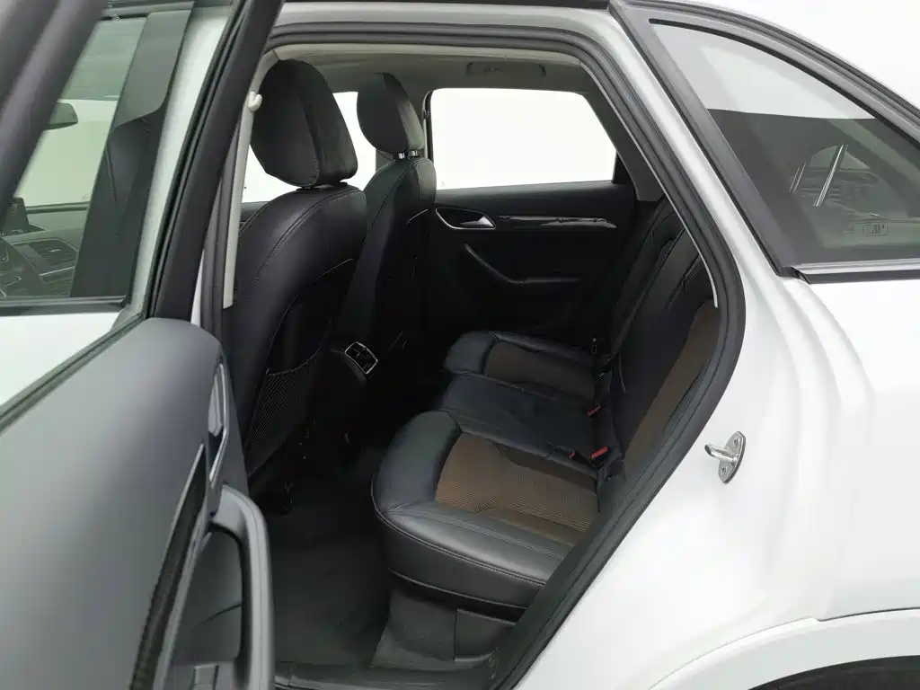 Audi Q3 — миниатюра 15