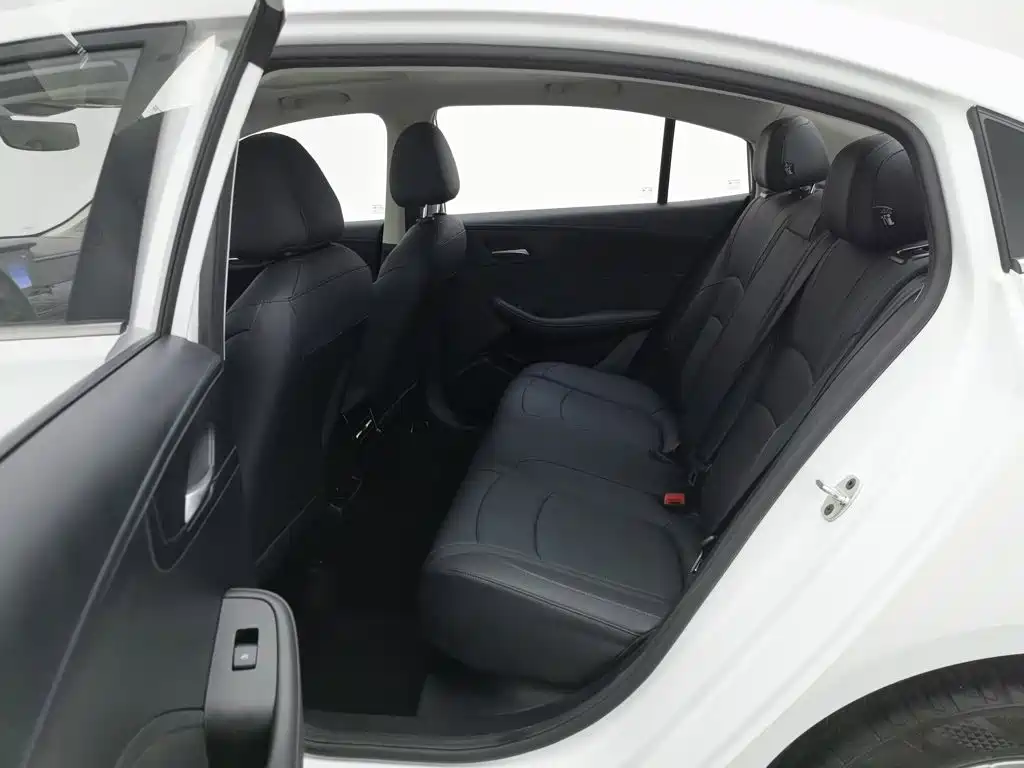 Roewe i5 — миниатюра 15