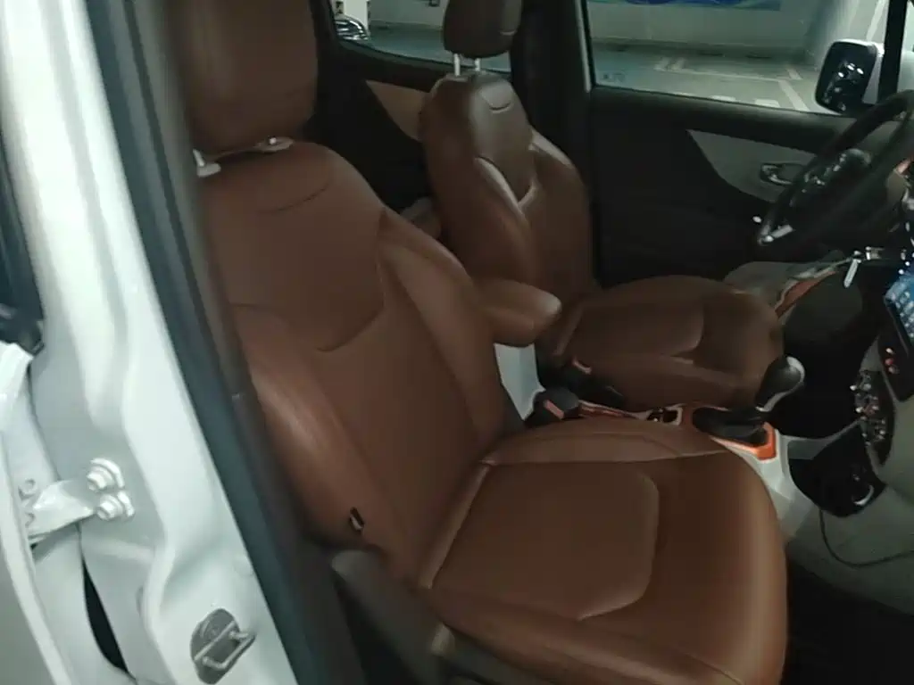 Jeep Renegade — миниатюра 25