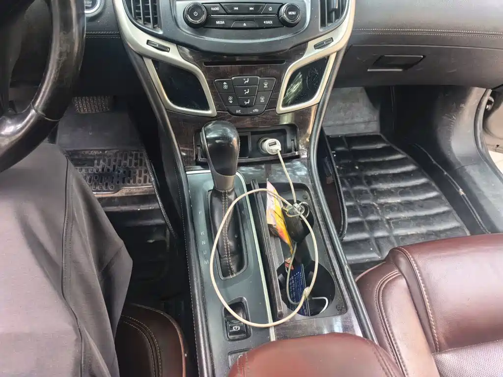Buick LaCrosse — миниатюра 7