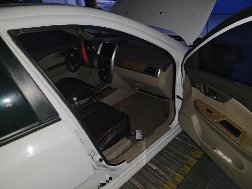 Buick Excelle — миниатюра 19