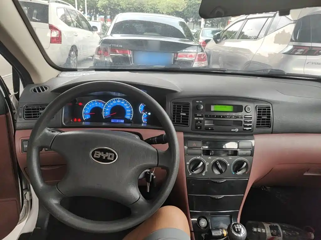 BYD F3 — миниатюра 10
