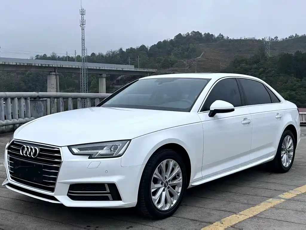 Audi A4L 2017