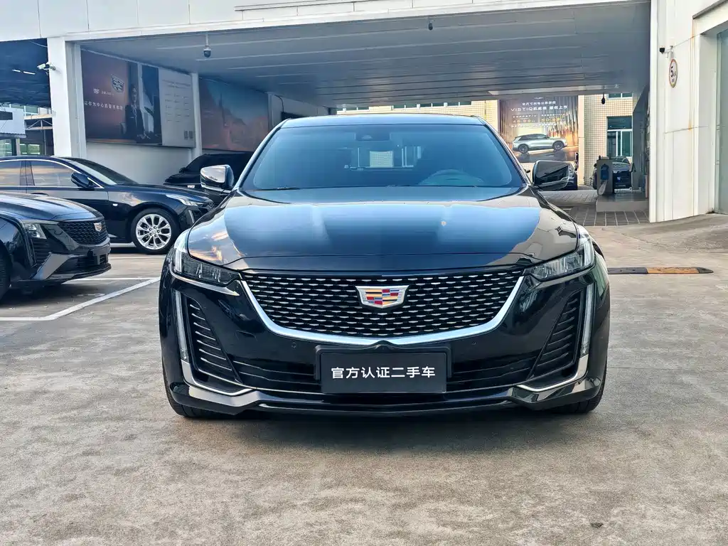 Cadillac CT5 — миниатюра 2