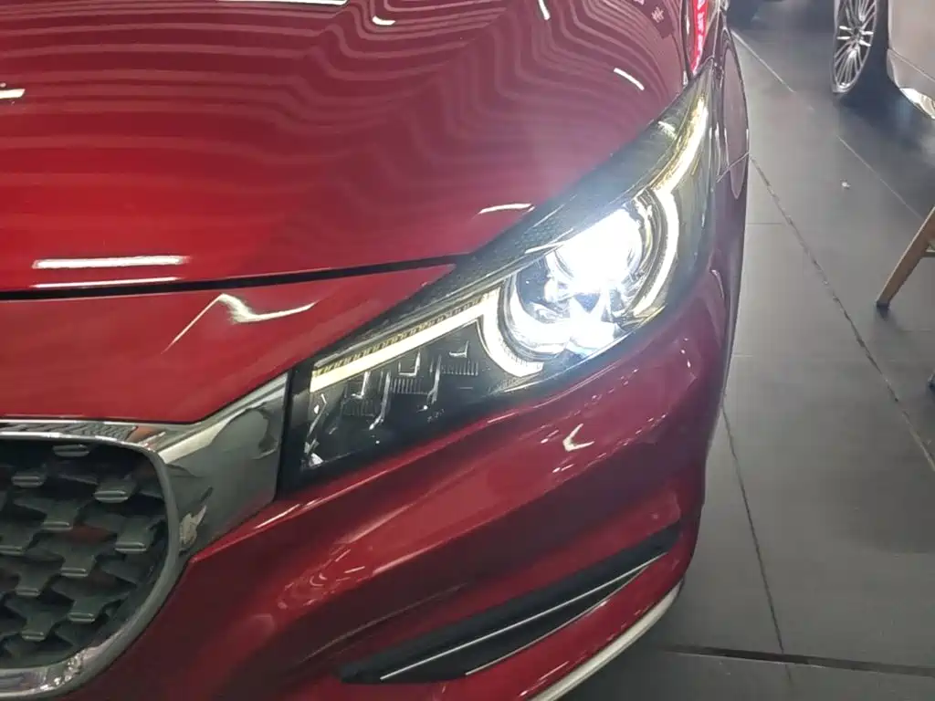 MG MG6 — миниатюра 24