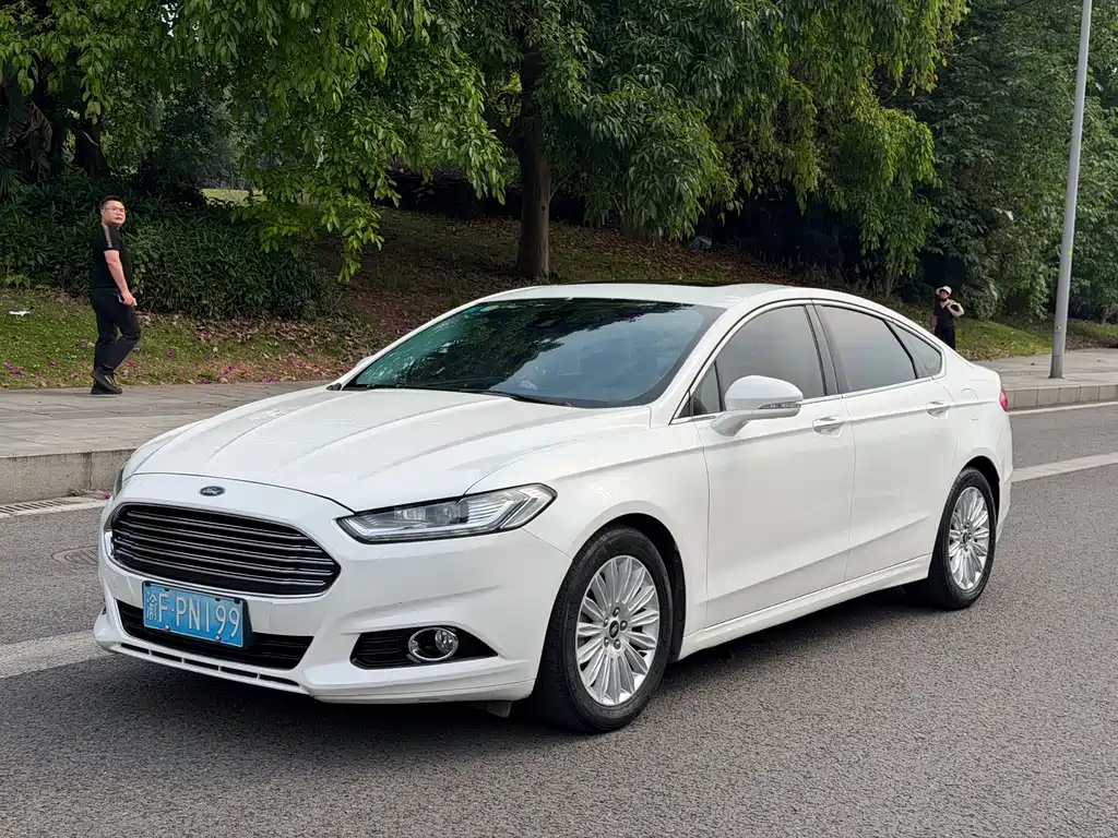 Ford Mondeo 2015
