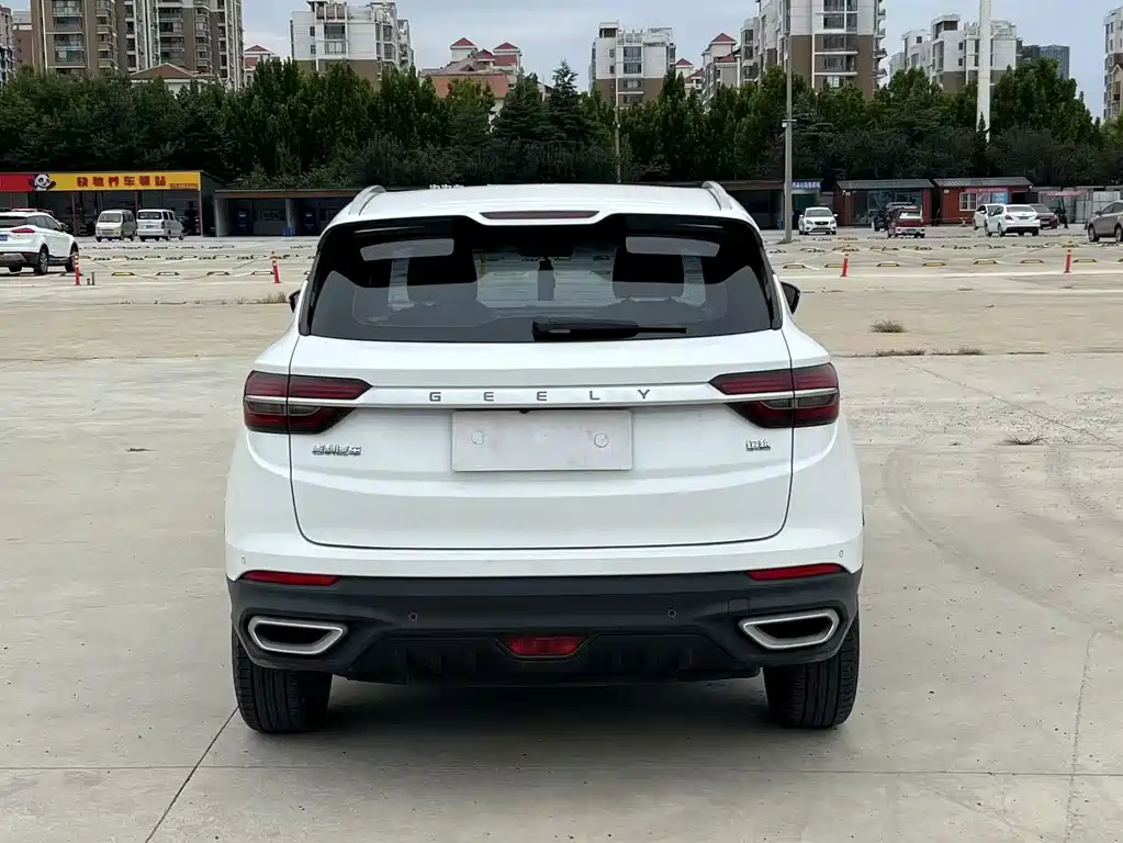 Geely Binyue — миниатюра 5
